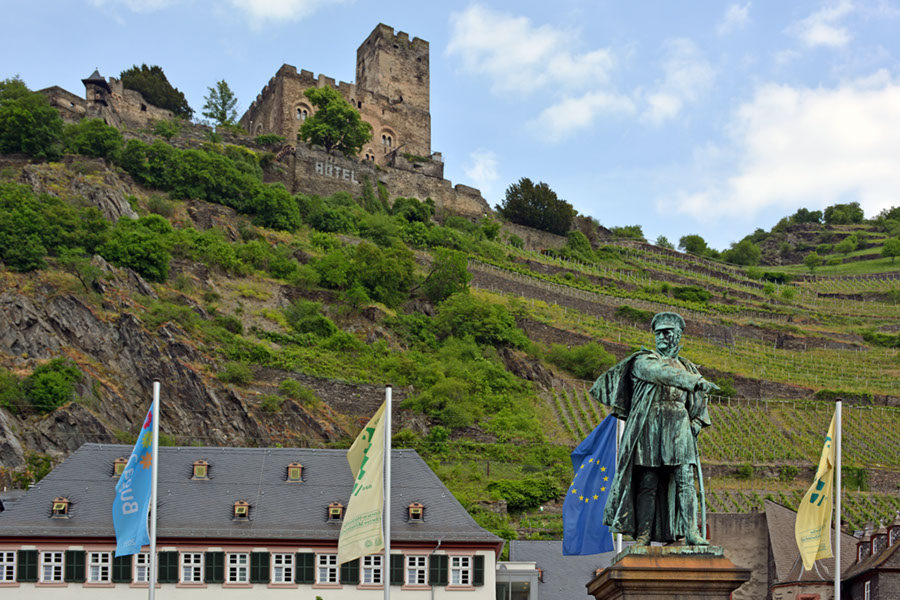 24 Blücherdenkmal, Jugendherberge (ehem. Amtshaus aus dem 16. Jh.) und Burg Gutenfels : DSC_0078-k