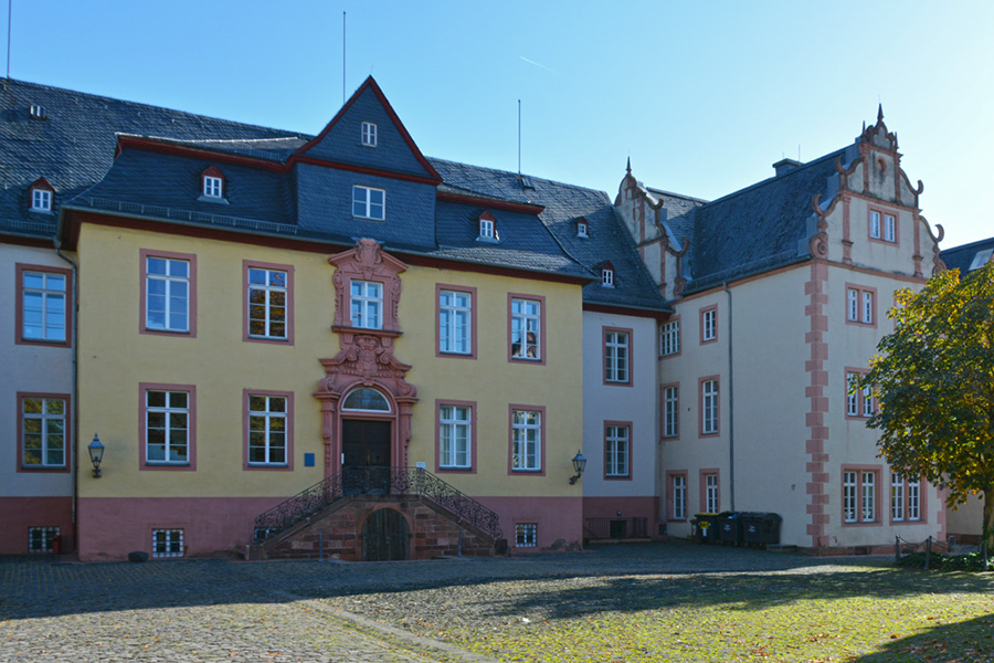 35 Burg; Deutschordenshaus DSC_0054-k